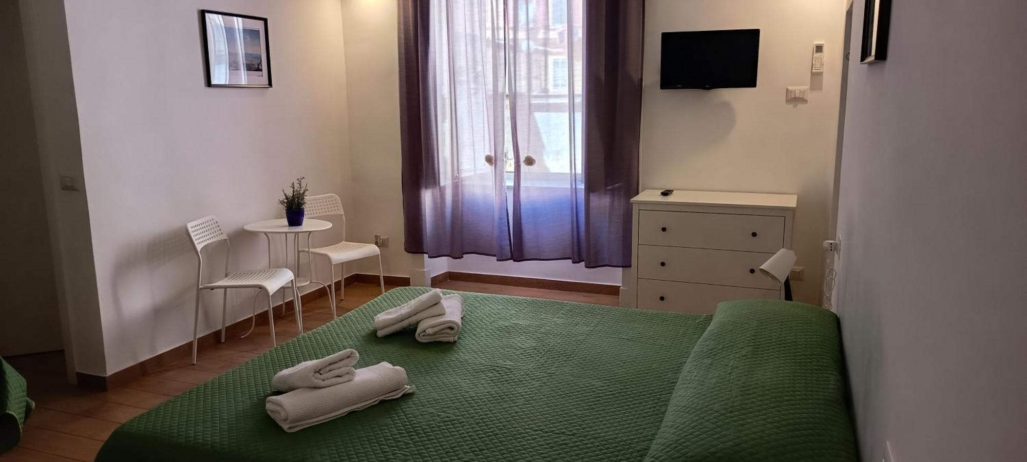 Casa Laura Oliva Mancini Frühstückspension Neapel